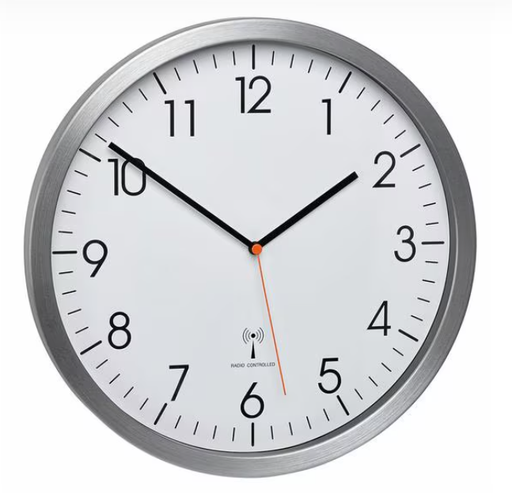 [CS1093720] Horloge murale radio argenté