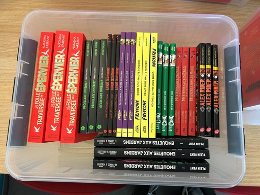 [11680] Français 7e-8e, parcours Le récit de l'aventure 8e -27 albums dans une caisse