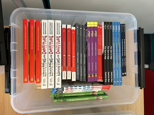 [11480] Français 6e-7e, parcours Le récit de l'aventure 6-7e -33 albums dans une caisse